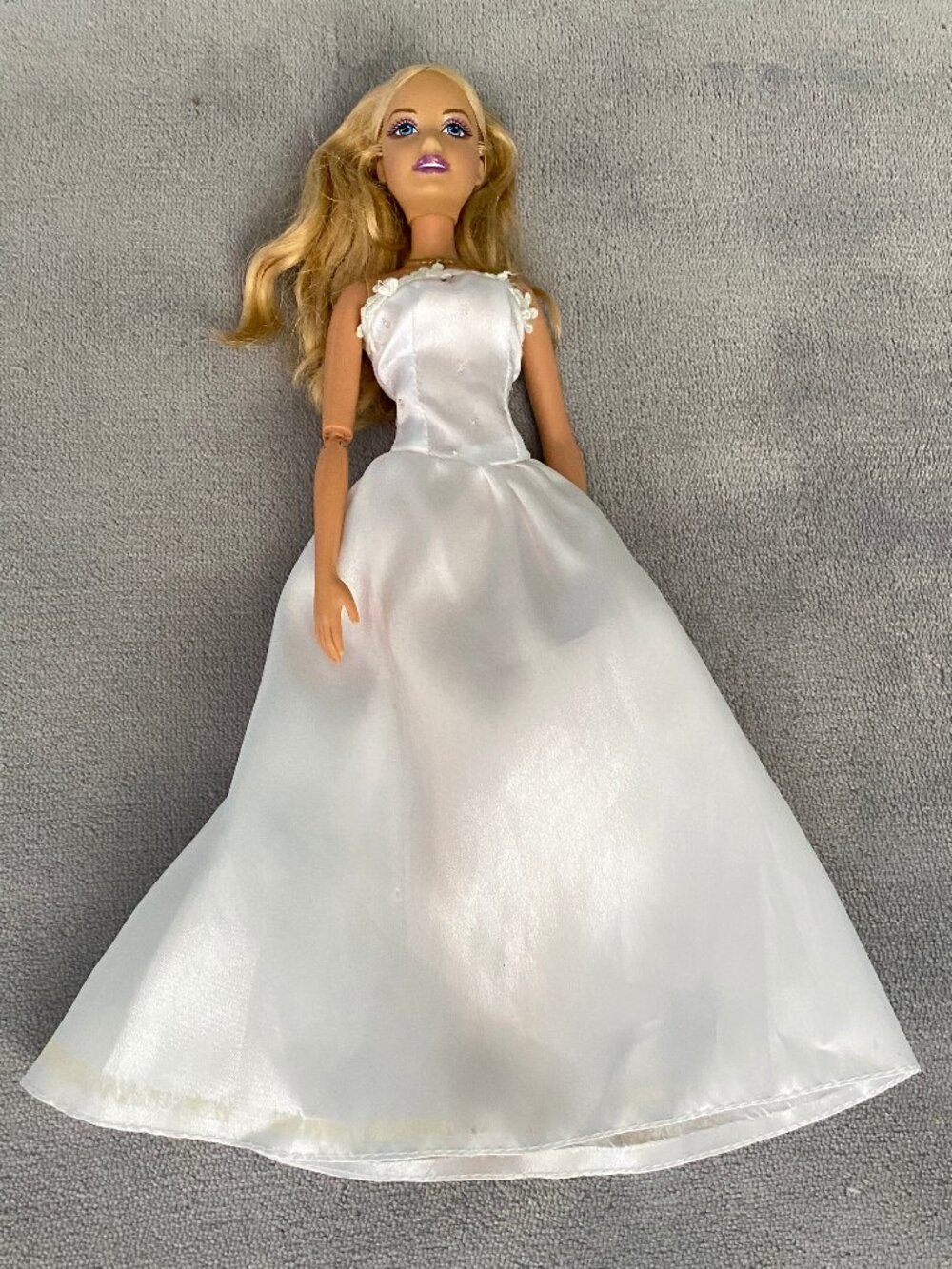 Barbie Island Princess Rosella Doll Mattel